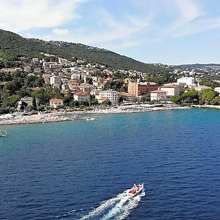 With Seaview Otel Opatija